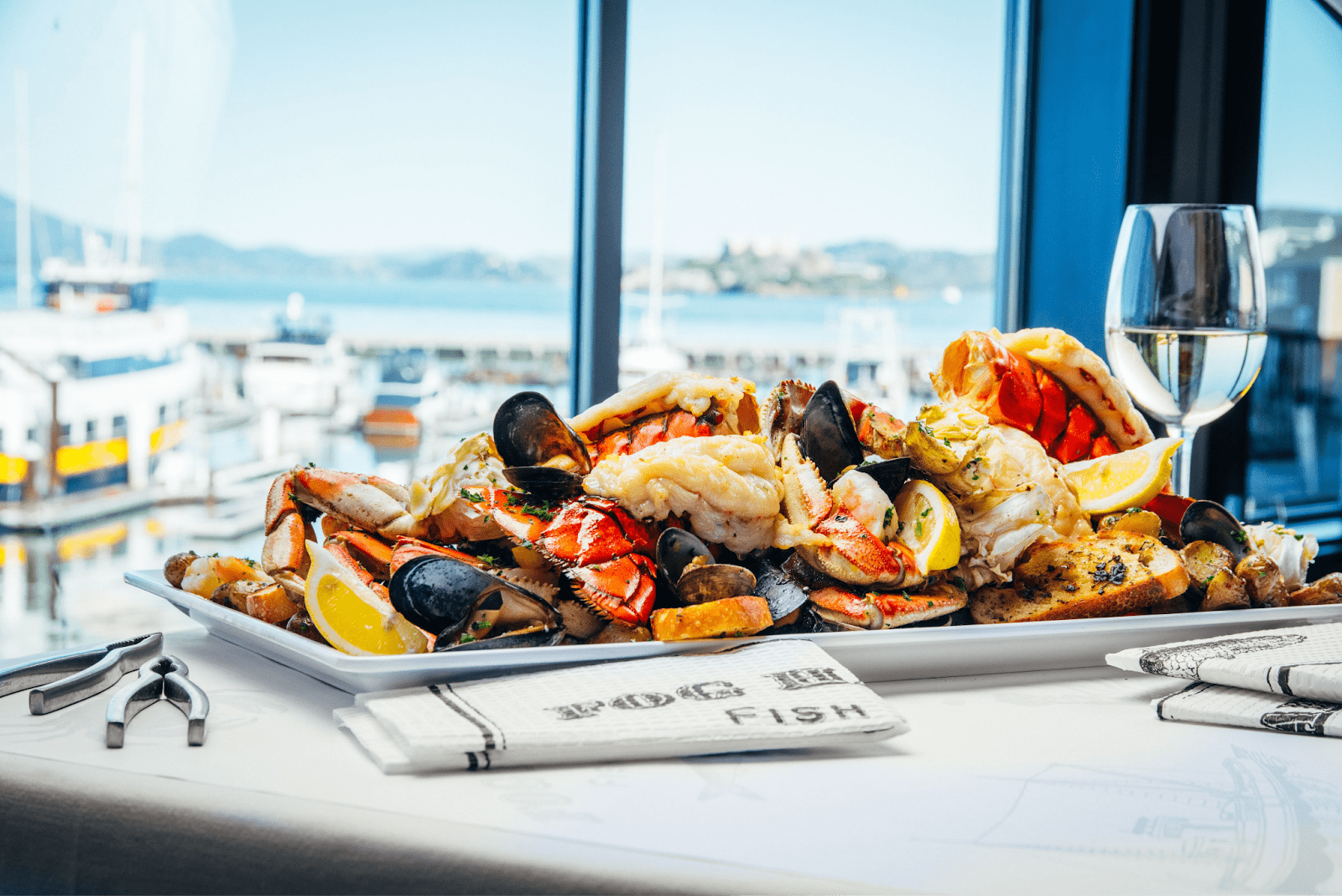 Photo of the shellfish platter at Fog Harbor Fish House